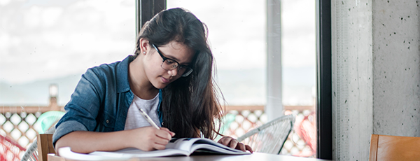 Young woman studying 600x230